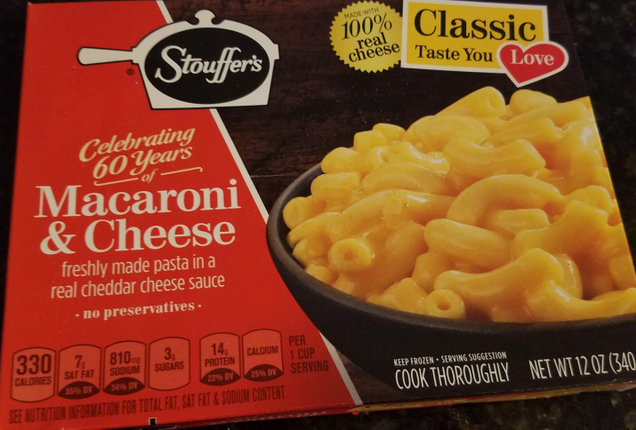 Illustration for article titled Microwave vs. oven: Which frozen dinners are worth the extra time?